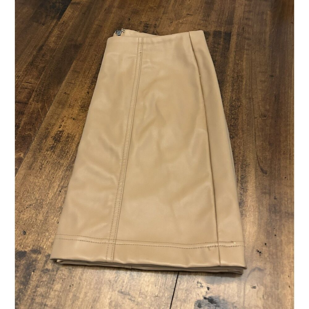 And Now This beige faux leather mini skirt size Medium - Picture 5 of 6
